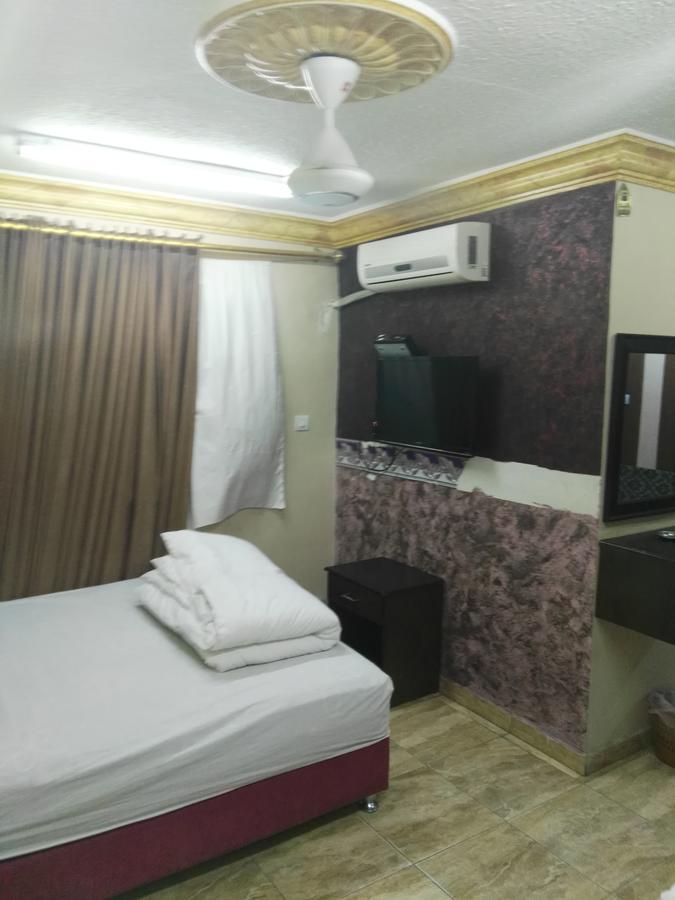 Sea Beach Hotel Акаба Екстериор снимка