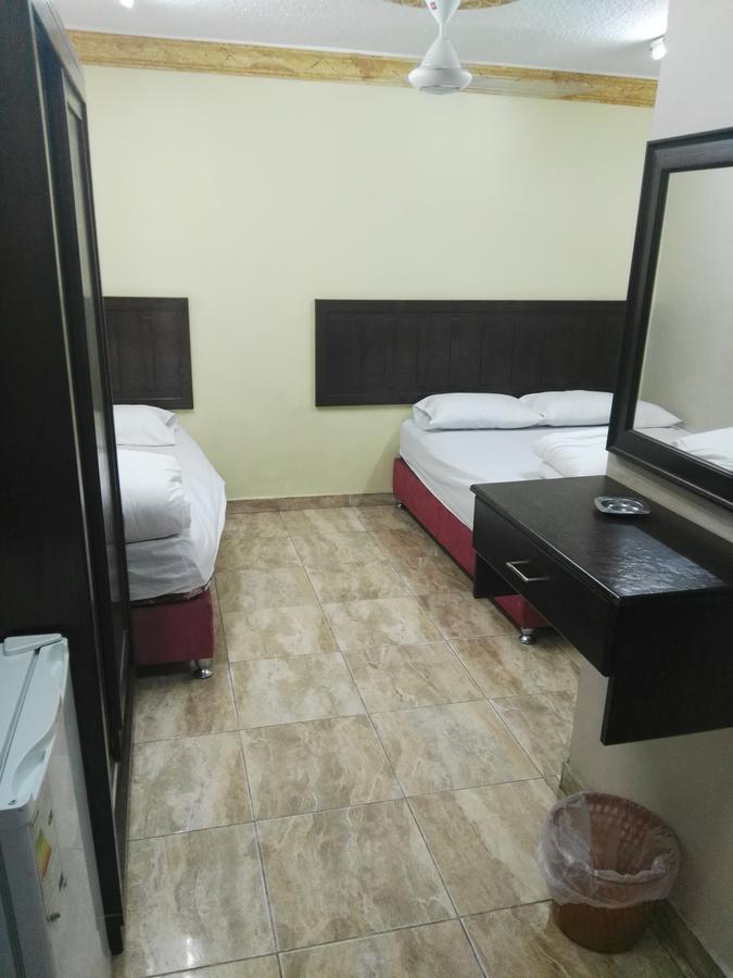 Sea Beach Hotel Акаба Екстериор снимка