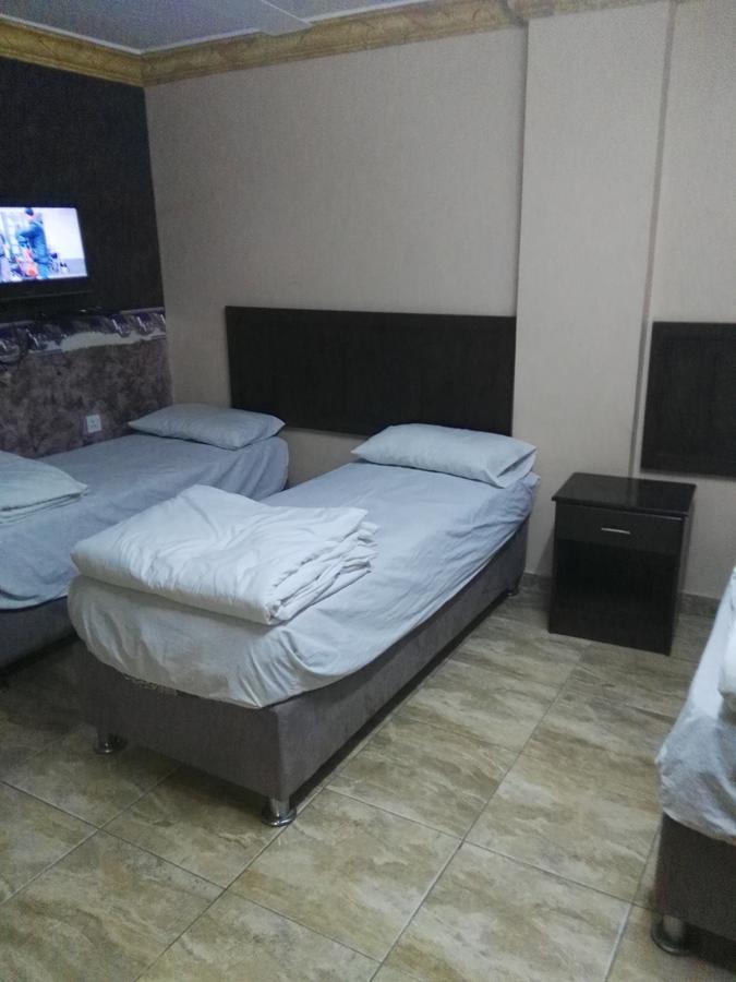 Sea Beach Hotel Акаба Екстериор снимка